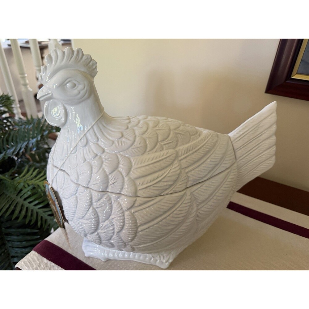 World Traveler Collection White Ceramic Hen Soup Tureen NEW!